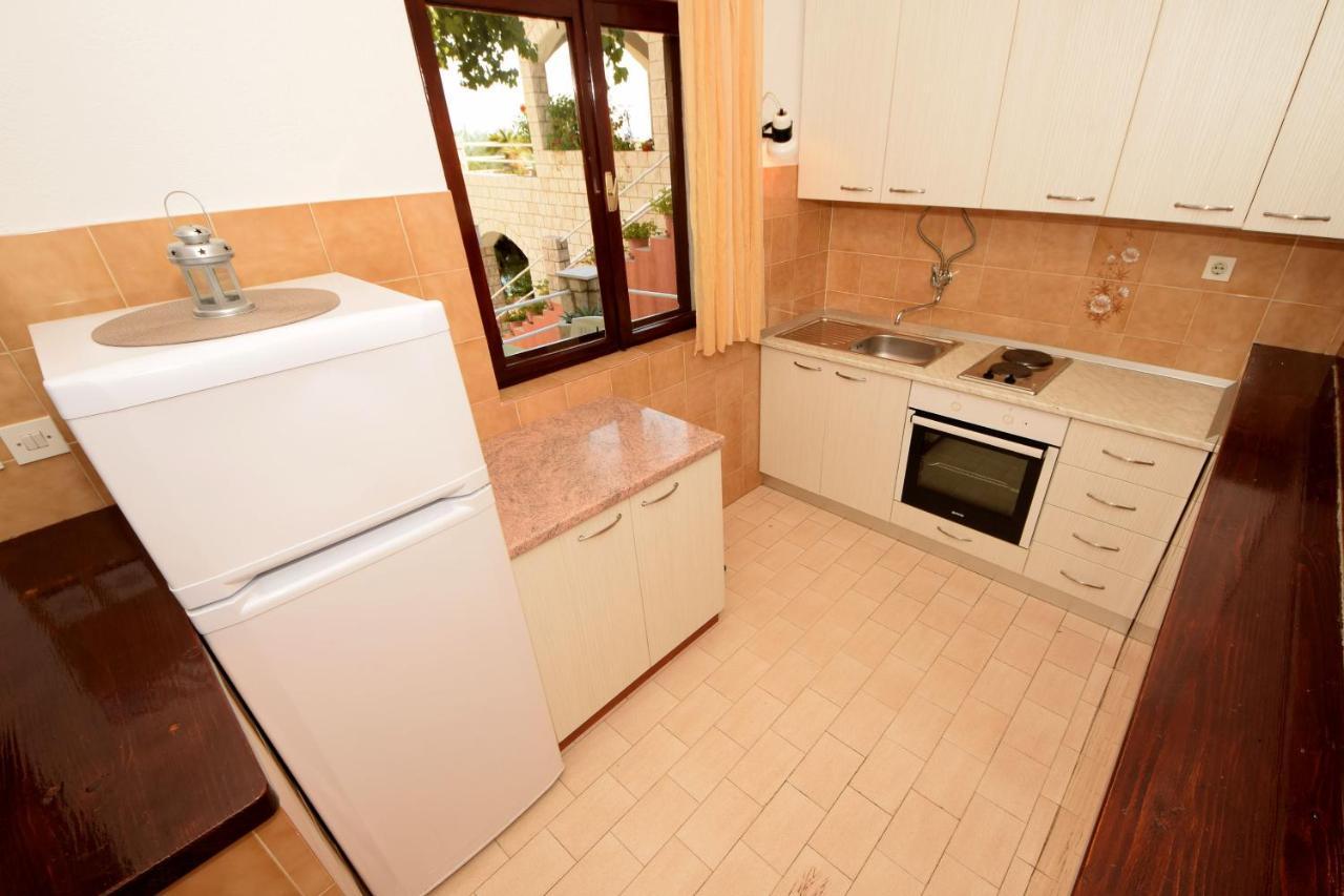 Apartments By The Sea Podobuce, Peljesac - 631 Bagian luar foto